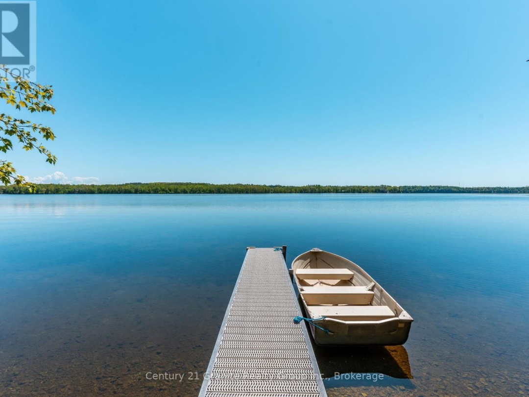 359 AVERY POINT ROAD, Dalrymple Lake