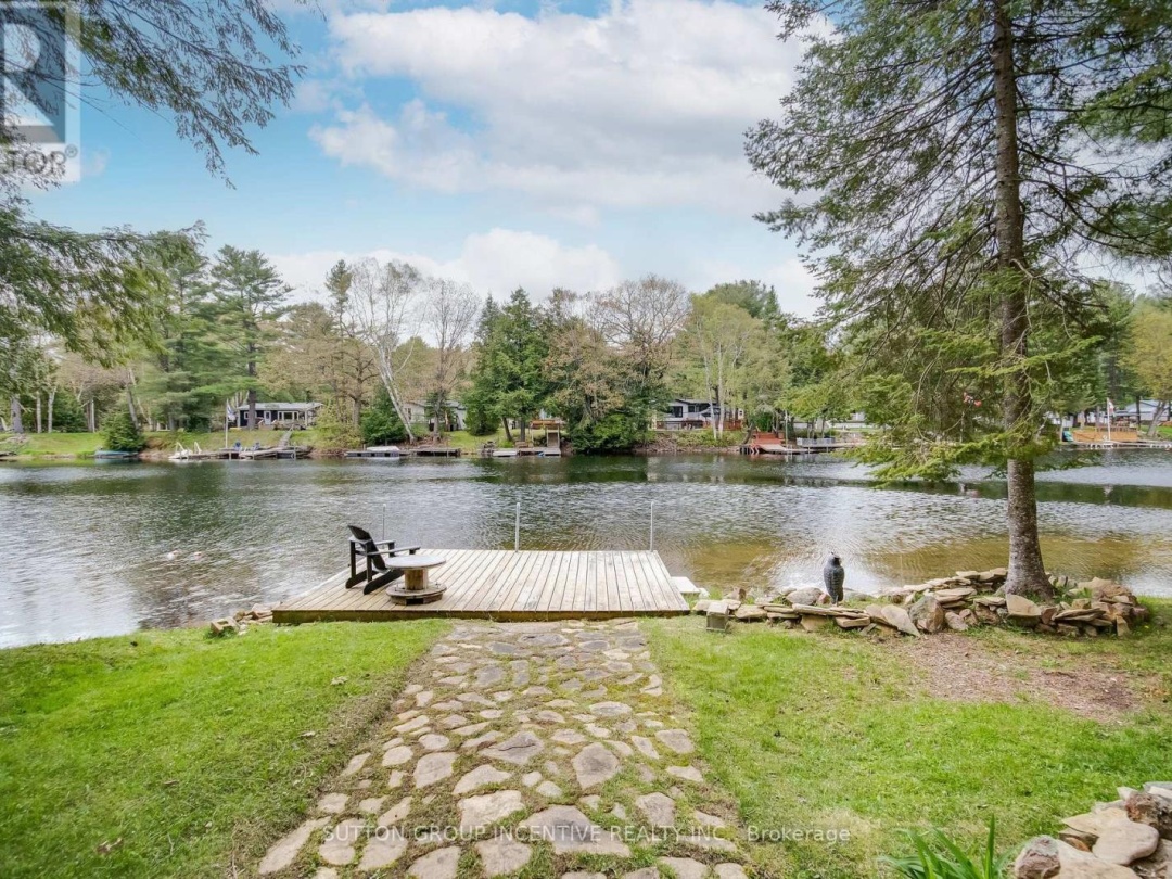 1954 South Beaver Lake Lane, Minden Hills