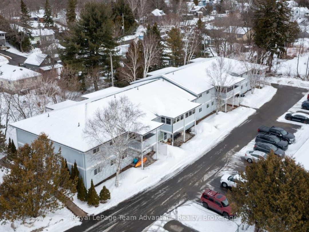104 - 1 GEORGIAN BAY AVENUE, Parry Sound