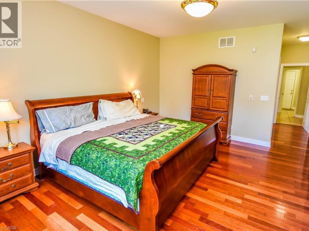 3040 TOWNLINE Road, 