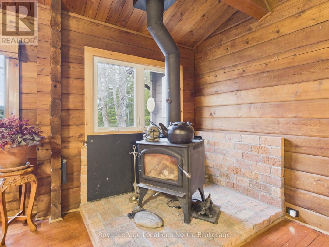 1027 SCOTT LANE, Oxbow Lake