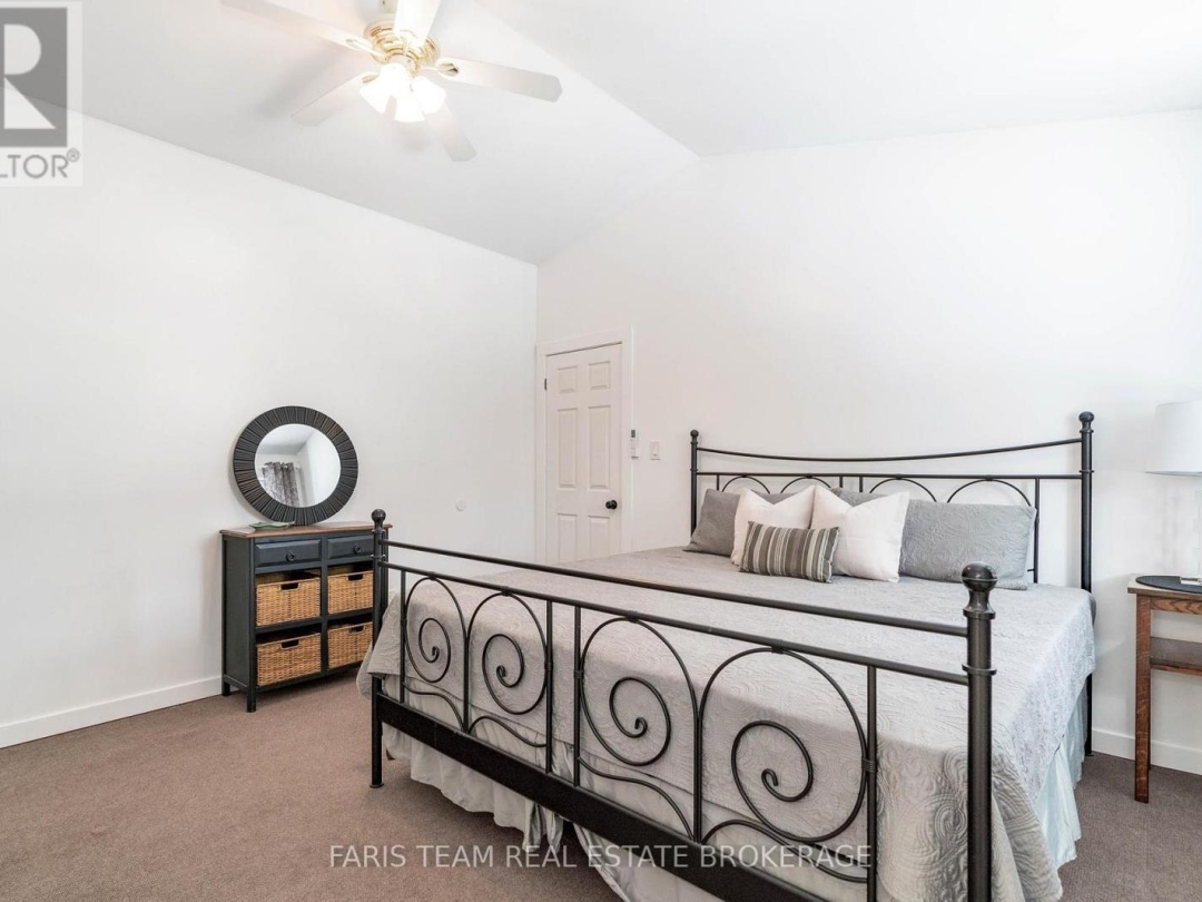 238 ROBINS POINT ROAD, 