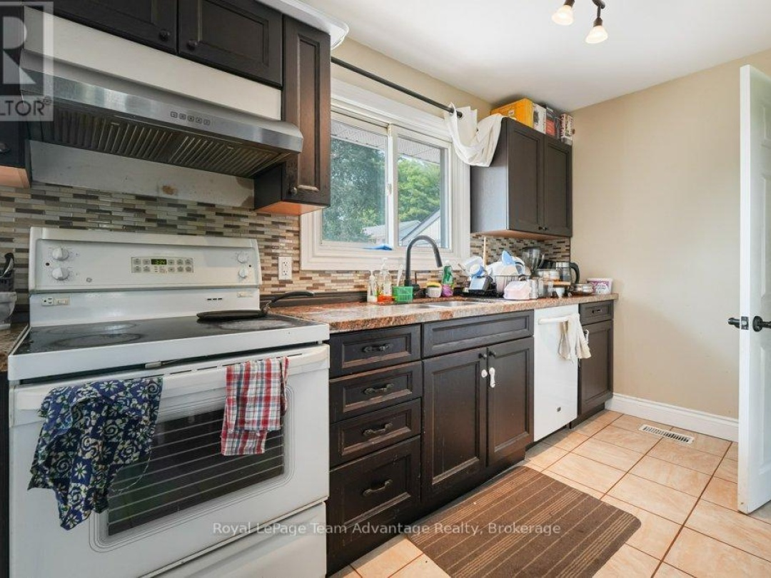 8 EDWARD STREET, 