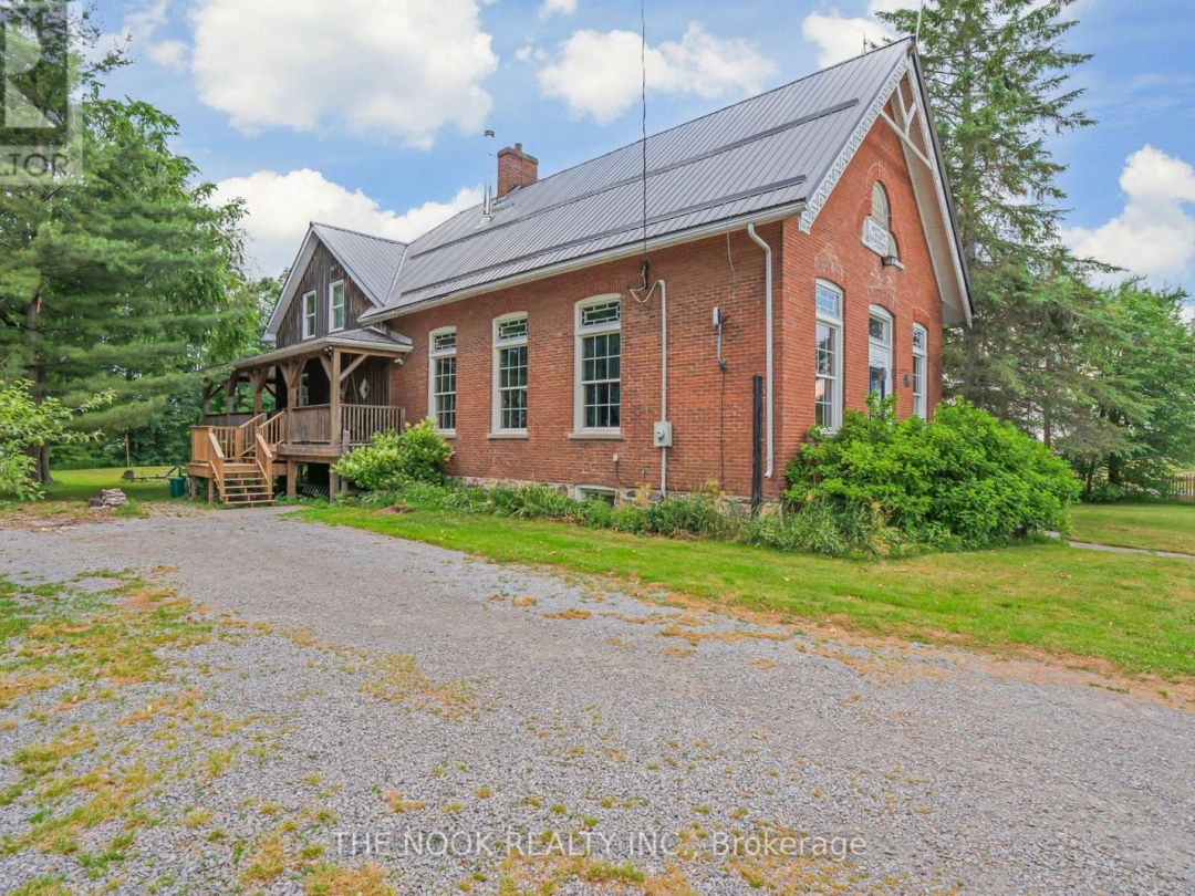 275 VALENTIA ROAD, 