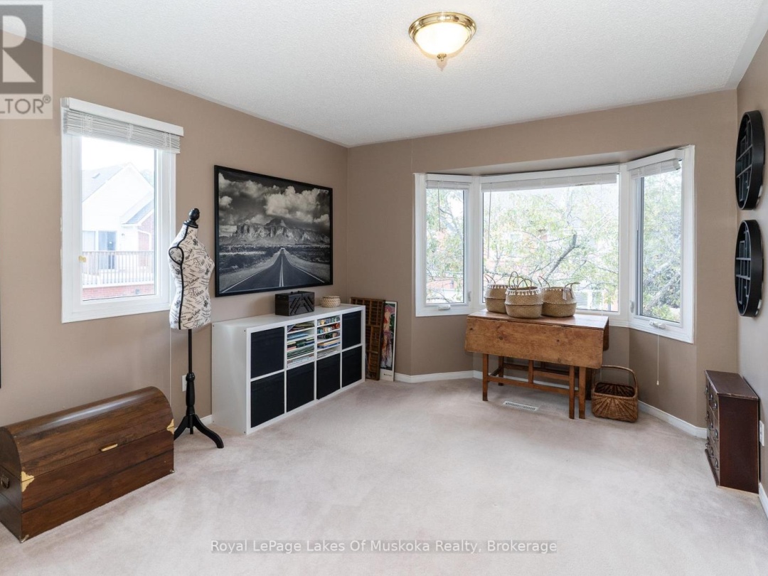 50 SHORELINE DRIVE, Muskoka River