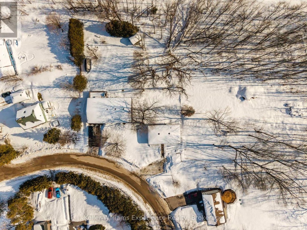 229 MOUNTAIN AVENUE, Tay (Waubaushene)