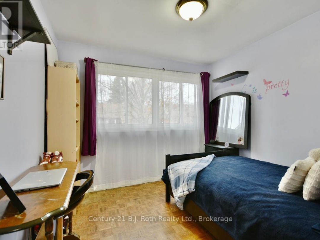 7 - 441 BARRIE ROAD, 