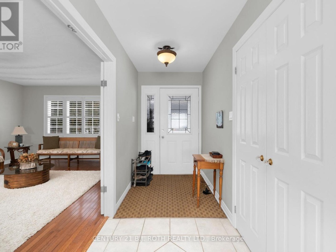 4307 ORKNEY BEACH ROAD, Lake Simcoe