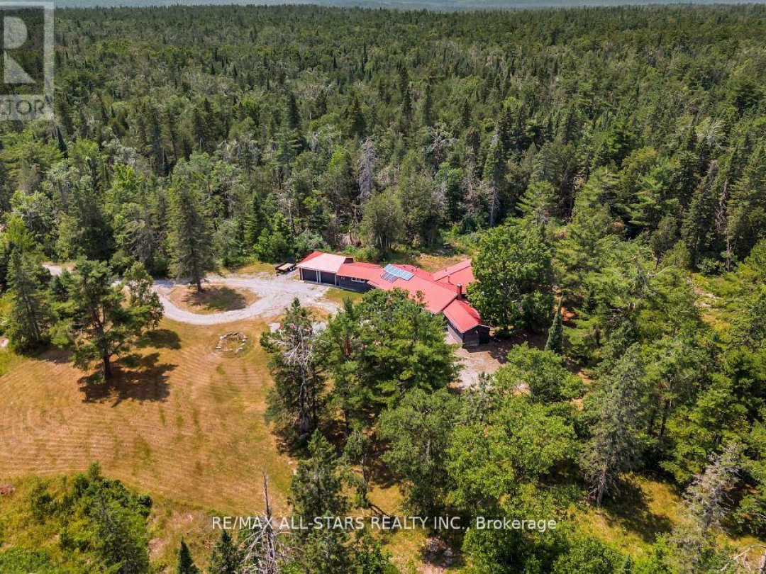 380 LEDGE ROAD, Trent Lakes