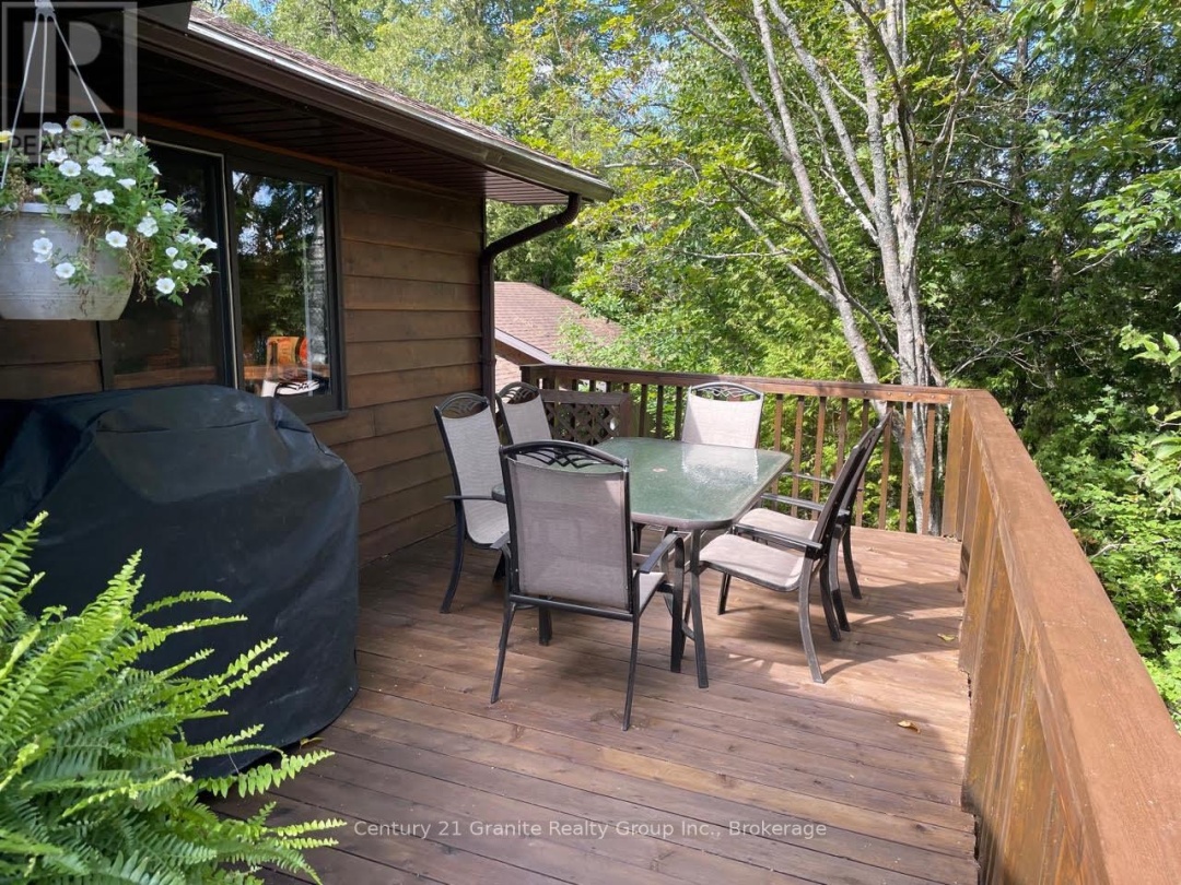 1119 WAMPUM ROAD, Miskwabi Lake