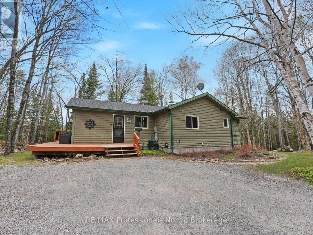 1157 BETWEEN LAKES TRAIL, Soyers Lake