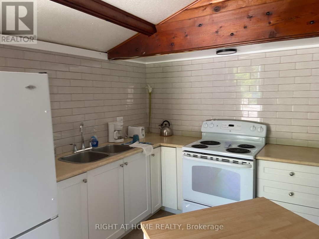 1725 EARL HAID AVENUE, Severn River