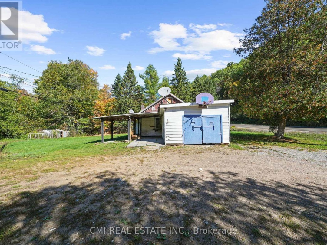 1093 SOUTH LAKE ROAD, Minden Hills (Snowdon)