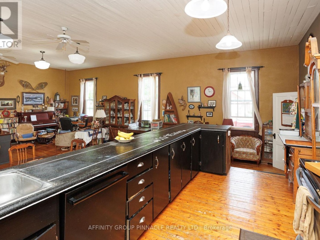 254 Lorneville Road, Kawartha Lakes (Eldon)