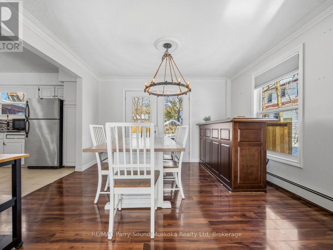 55 A CASCADE STREET E, Parry Sound