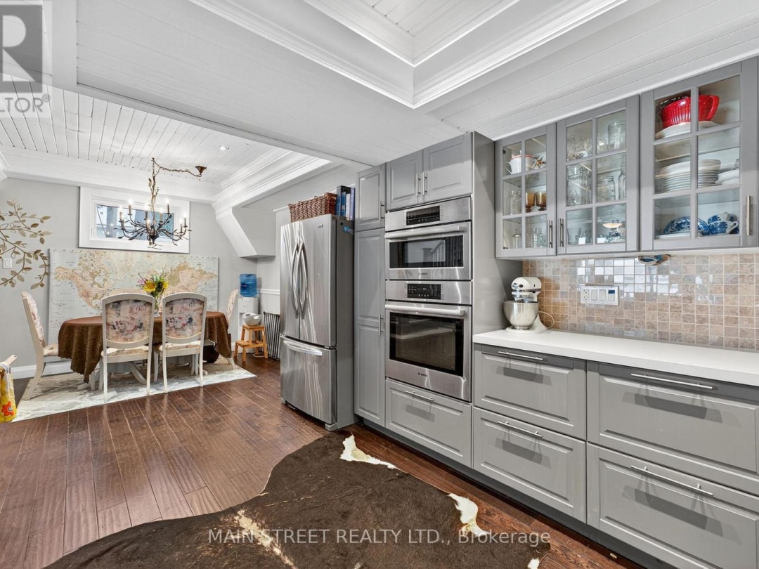 142 CEDAR BEACH ROAD, Lake Simcoe
