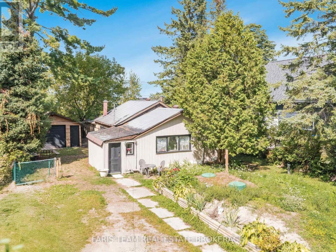 16 WATERSIDE DRIVE, 