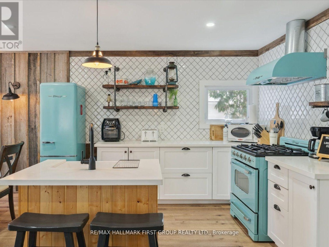 3074 SPARROW LAKE ROAD S, Severn
