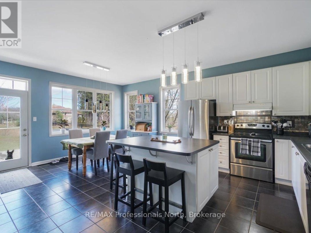 43 CLEARBROOK TRAIL, 