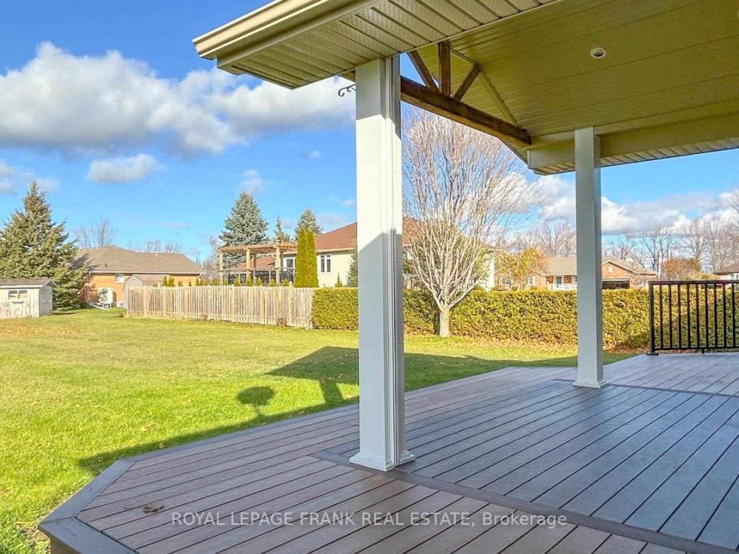 15 HALLETT CRESCENT, 