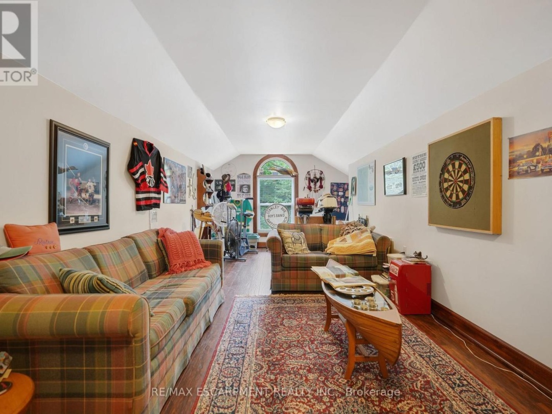 36 MANITOUWABING ESTATES ROAD, Manitouwabing Lake