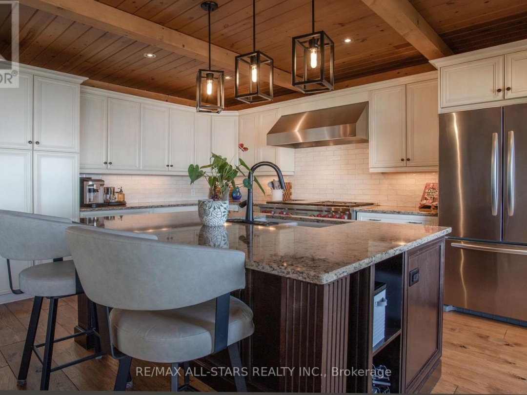 47 KENHILL BEACH ROAD, Sturgeon Lake
