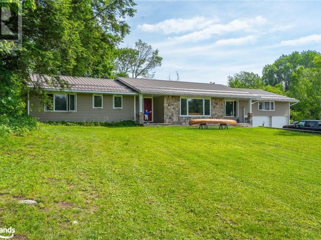 1959 Harburn Road, Haliburton