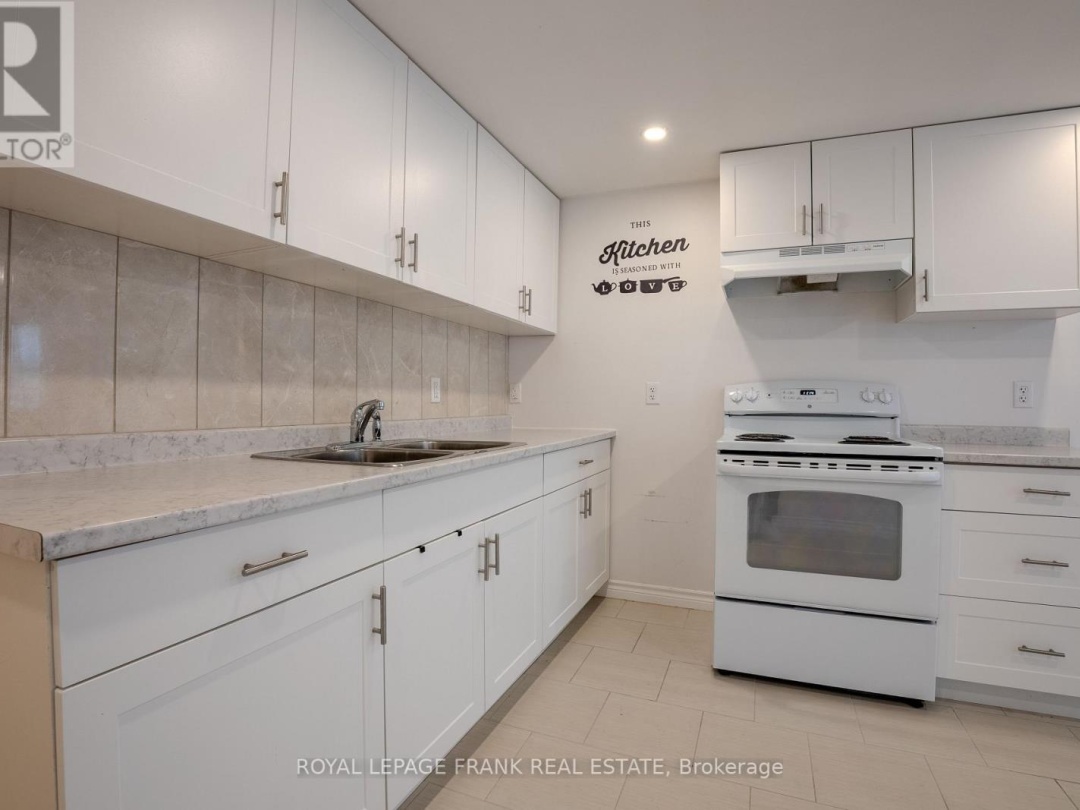 4075 COUNTY RD 121 N, Kawartha Lakes (Kinmount)