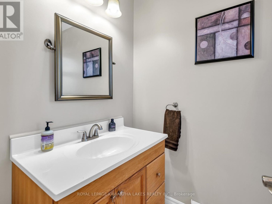 328 CEDAR GLEN ROAD, Kawartha Lakes (Verulam)