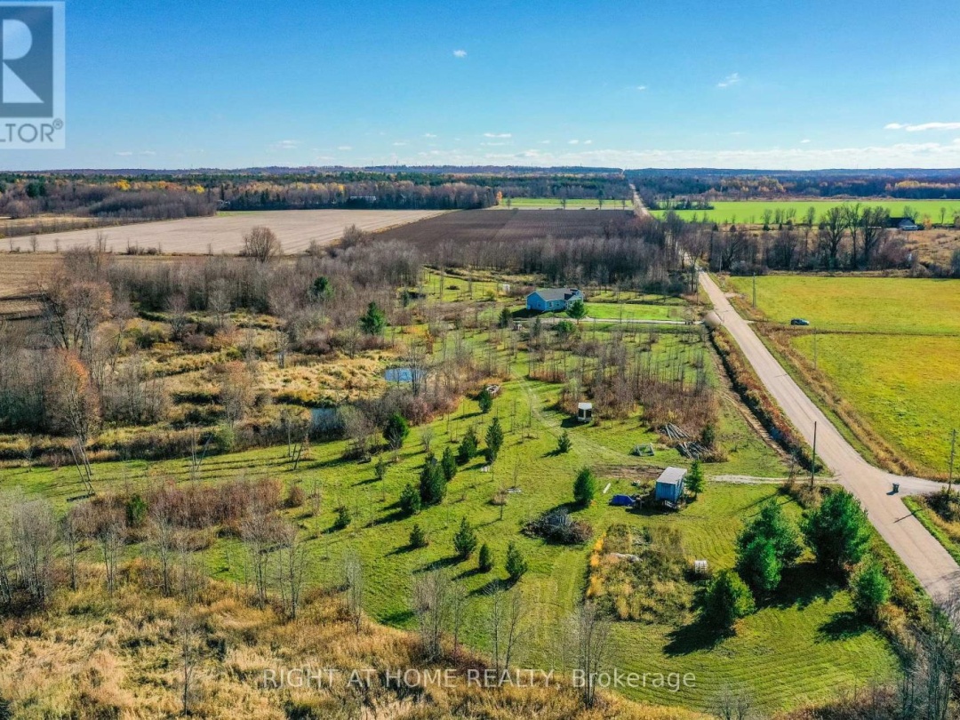 2293 HAMPSHIRE MILLS LINE, North River