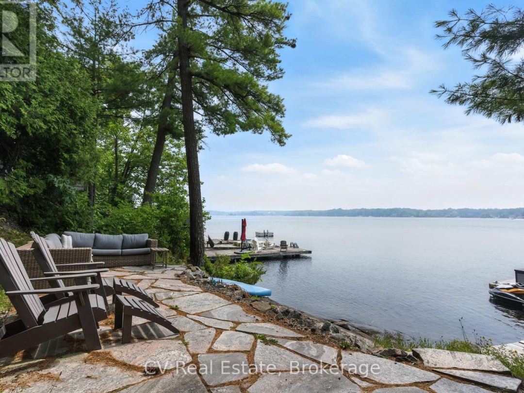1166 PARKERS POINT ROAD, Lake Muskoka