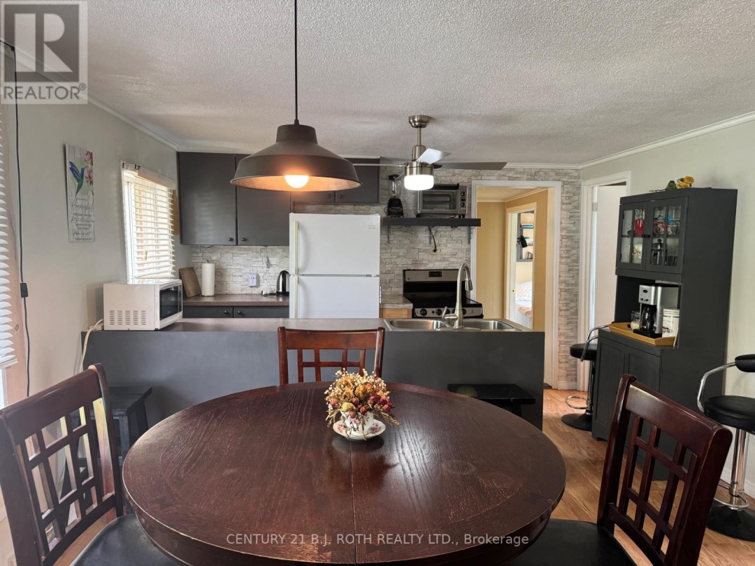 68 Driftwood Shores Road, Kawartha Lakes (Kirkfield)