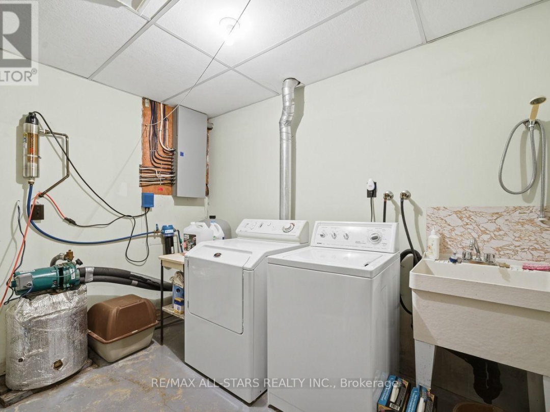 94 PLUM POINT LANE, Lake Scugog