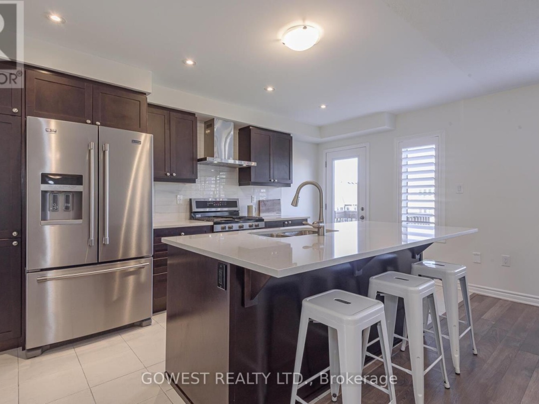 45 STOTHER CRESCENT, Bracebridge (Macaulay)