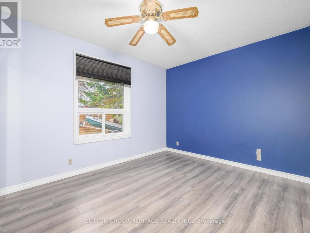 24 PLEASANT VIEW CRESCENT, 