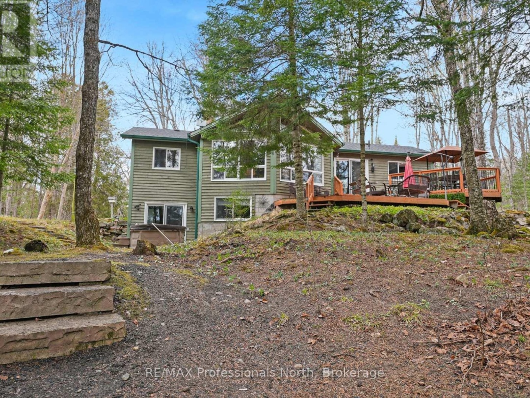 1157 BETWEEN LAKES TRAIL, Soyers Lake