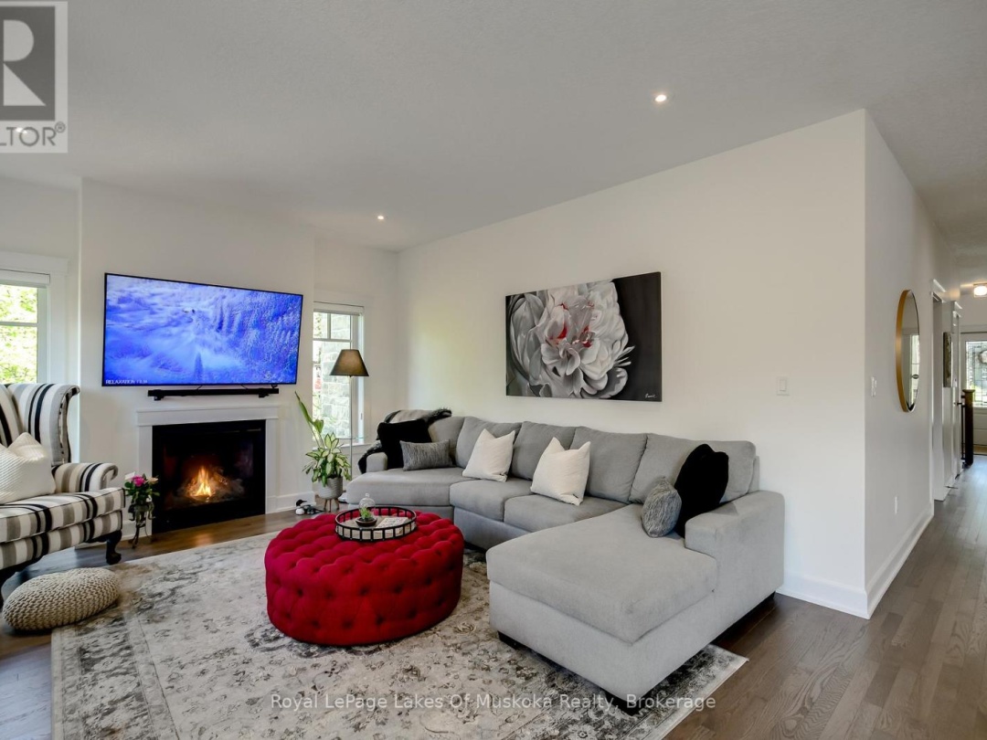 75 SELKIRK DRIVE, Huntsville (Chaffey)