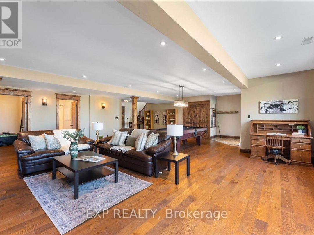 857 CEDAR GLEN ROAD, 