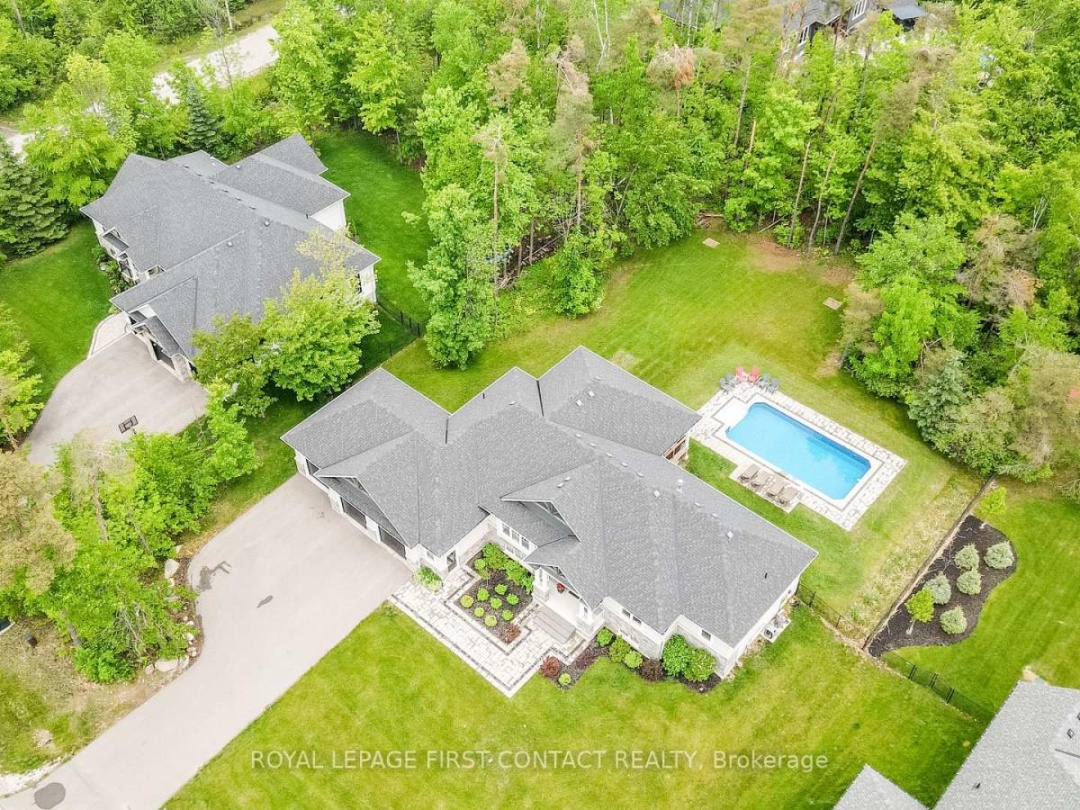 2066 ELANA DRIVE, Severn (Marchmont)