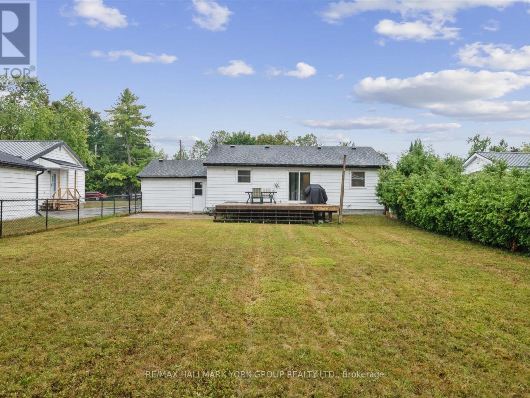 276 CHURCH STREET, Lake Simcoe