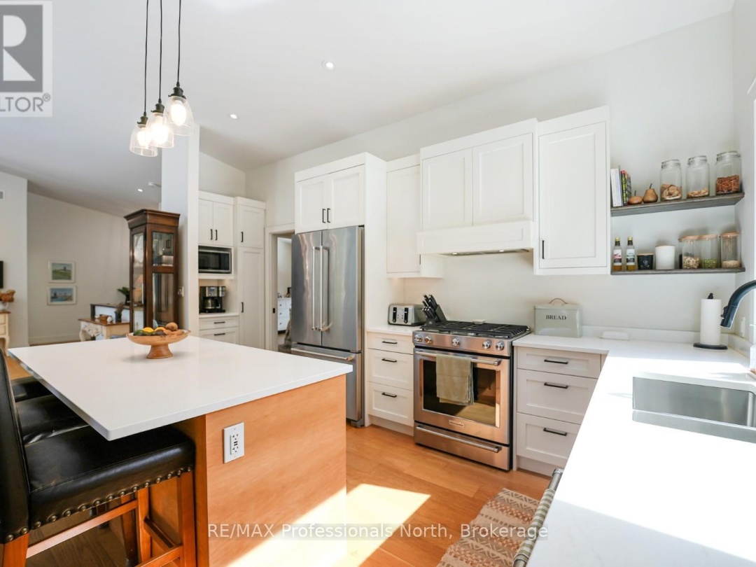 1086 STOTHART CREEK ROAD, Dysart et al (Dysart)
