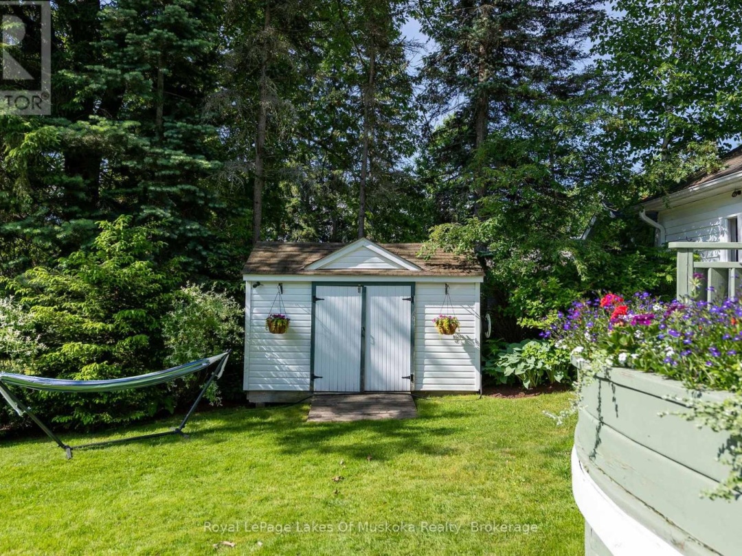 9 MOUNTVIEW AVENUE, Muskoka River