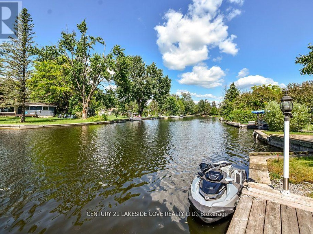 27 POPLAR CRESCENT W, Lake Simcoe