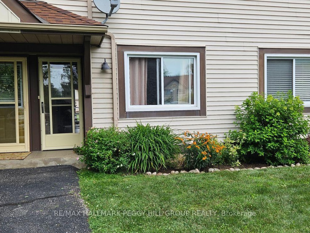 4 - 11 LAGUNA PARKWAY, Lake Simcoe
