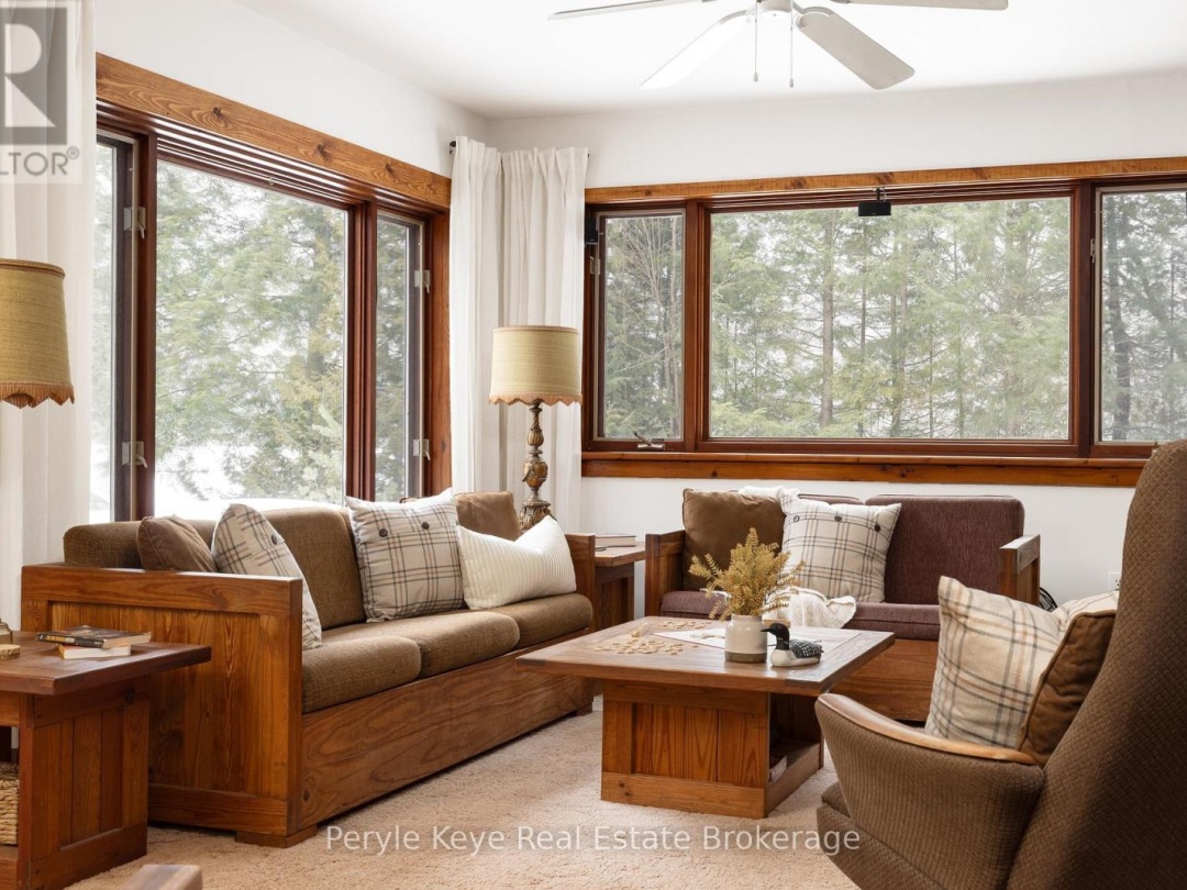 2391 LIMBERLOST ROAD, Dotty Lake