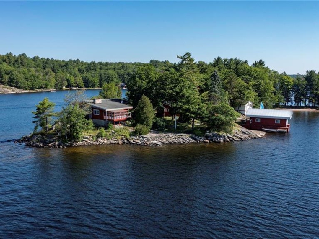 1 B721 Island, Georgian Bay