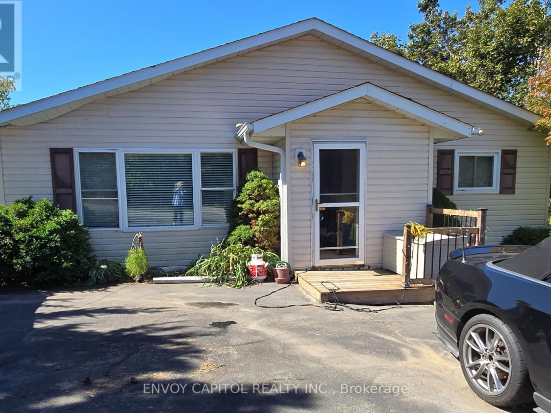 2303 THURSTONIA ROAD, Sturgeon Lake