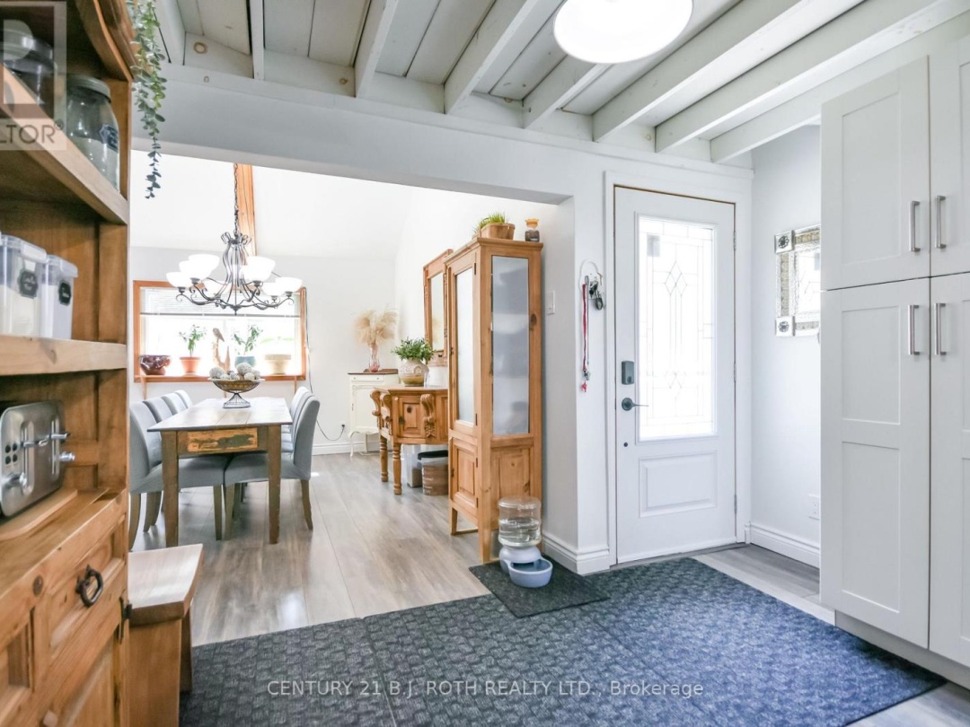 172 ALBIN ROAD, Tay (Waubaushene)
