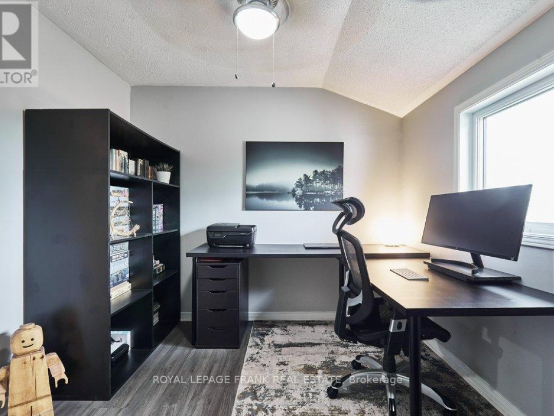 148 KING STREET, Kawartha Lakes (Woodville)
