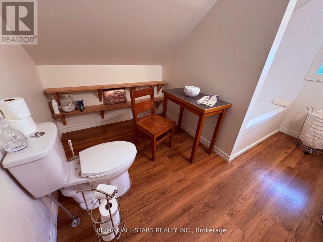 77 BOBCAYGEON ROAD, Minden Hills (Lutterworth)